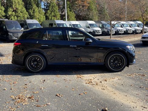 New 2026 Mercedes-Benz GLC 43 AMG 4MATIC image 5