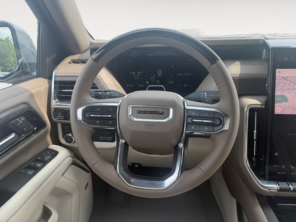 New 2026 GMC Yukon Denali w/ Denali Reserve Package AWD/4WD image 12