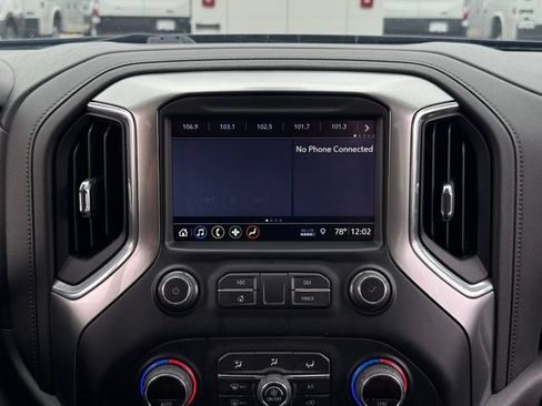 Used 2019 Chevrolet Silverado 1500 RST w/ All-Star Edition AWD/4WD image 3
