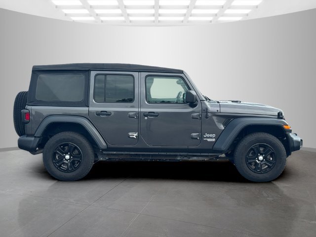 Used 2018 Jeep Wrangler Unlimited Sport S AWD/4WD image 8