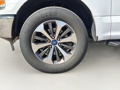 Used 2019 Ford F150 XLT AWD/4WD image 30
