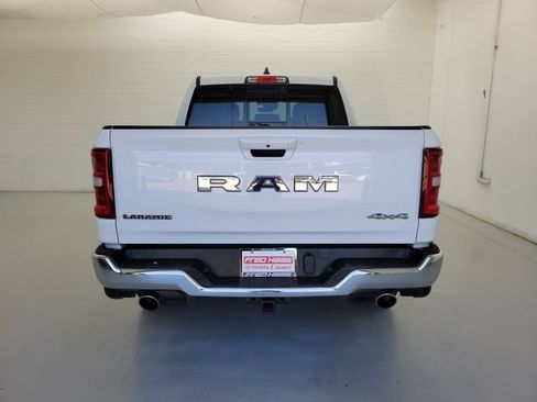Used 2025 RAM 1500 Laramie AWD/4WD image 6