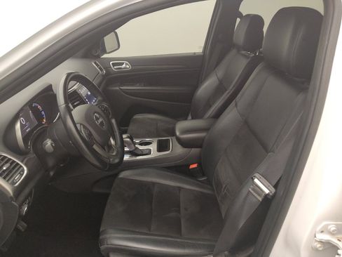 Used 2022 Jeep Grand Cherokee Laredo X RWD image 17
