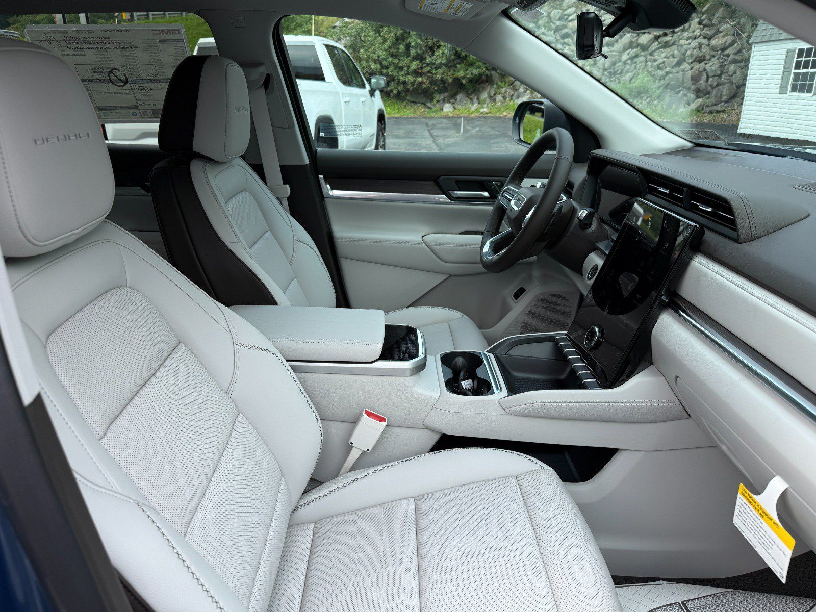New 2027 GMC Terrain Denali AWD/4WD image 23