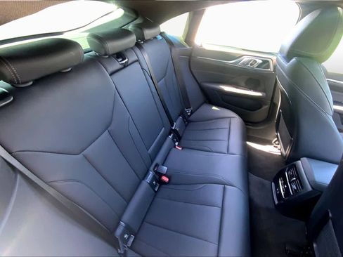 Used 2023 BMW i4 eDrive40 w/ Premium Package RWD image 19