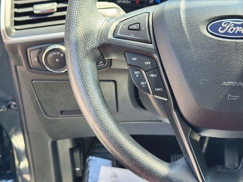 Used 2022 Ford Edge SE AWD/4WD image 16