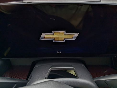 New 2026 Chevrolet Traverse RS w/ LPO, Floor Liner Package image 2