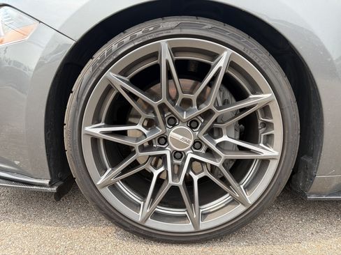 Used 2022 Ford Mustang GT w/ Black Accent Package RWD image 6