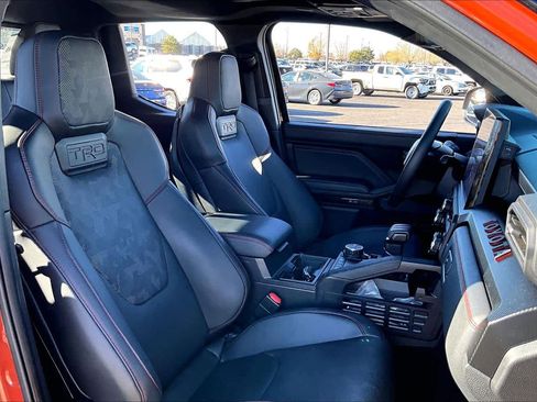 Used 2024 Toyota Tacoma TRD Pro image 7