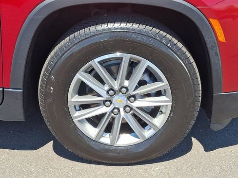 Certified 2023 Chevrolet Traverse LT AWD/4WD image 7