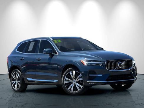 Used 2022 Volvo XC60 B5 Inscription w/ Advanced Package AWD/4WD image 2