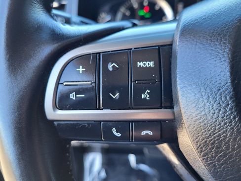 Used 2019 Lexus LX 570 4WD w/ Luxury Package image 27