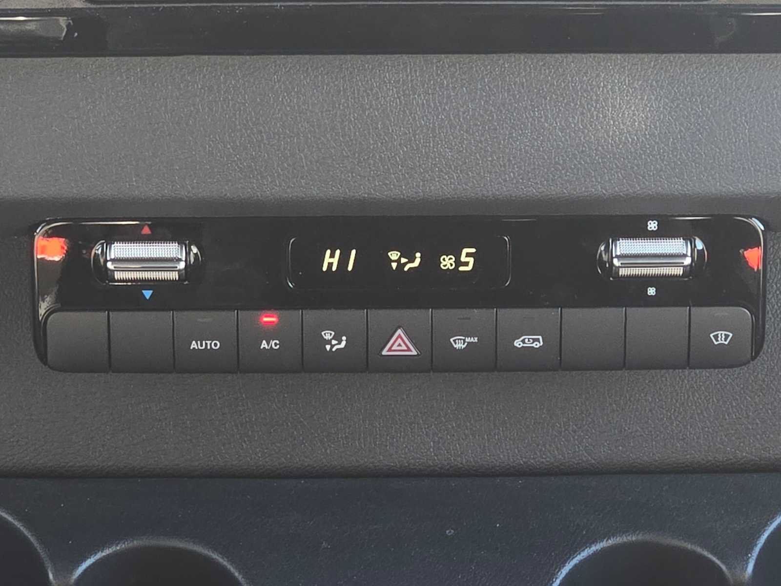 Used 2026 Mercedes-Benz Sprinter 2500 image 29