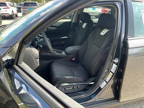 New 2025 Honda Accord SE image 11