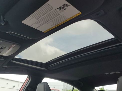 Used 2025 Toyota Camry SE image 26