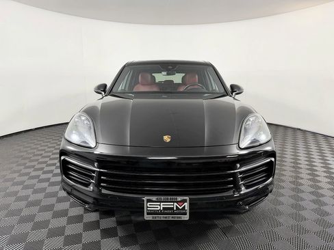 Used 2020 Porsche Cayenne image 4