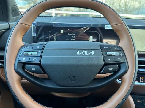 New 2026 Kia Sportage X-Line w/ X-Line Technology Package AWD/4WD image 24