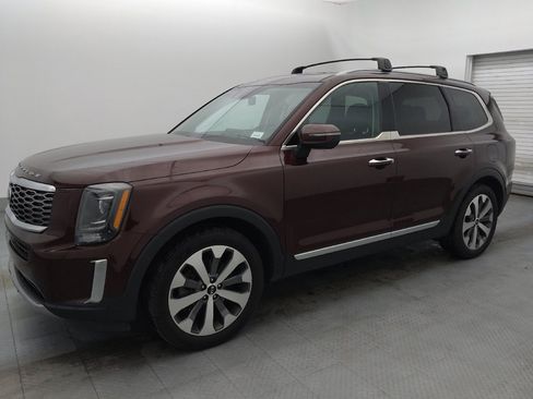 Used 2020 Kia Telluride S image 2