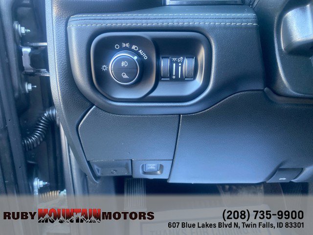 Used 2024 RAM 3500 Limited AWD/4WD image 13