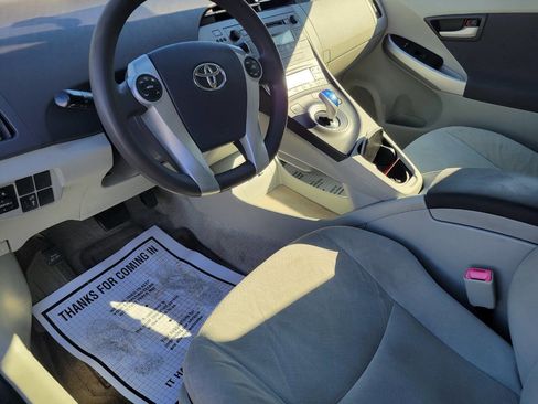 Used 2010 Toyota Prius Two image 10