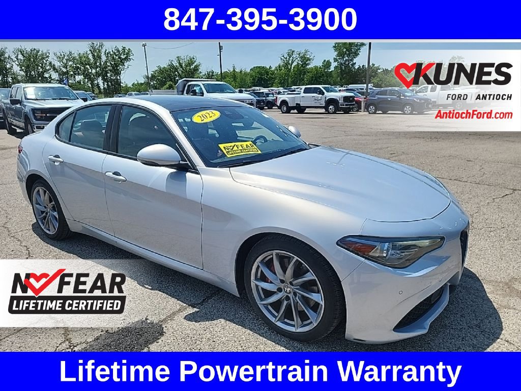 Used 2023 Alfa Romeo Giulia Sprint RWD image 12