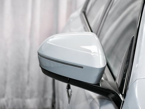 Used 2024 BMW 740i xDrive 740i xDrive image 96