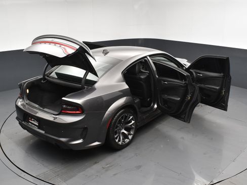 Used 2022 Dodge Charger SRT Hellcat w/ Harman/Kardon Audio Group image 24