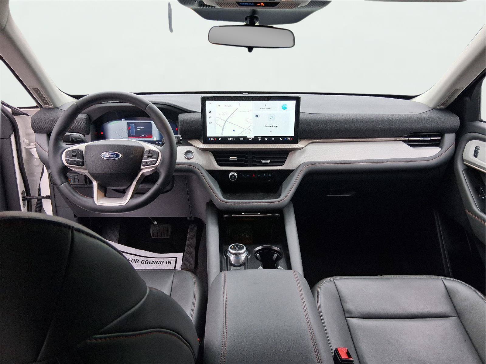 Used 2025 Ford Explorer Active w/ Active Comfort Package RWD image 14