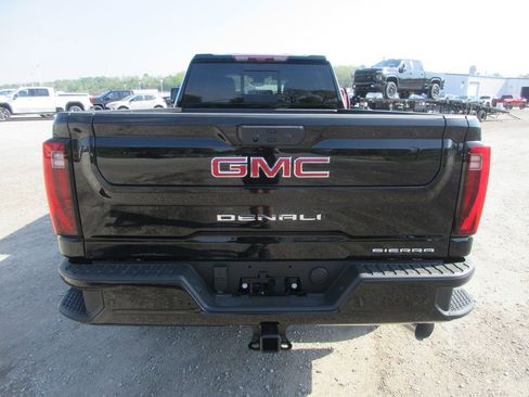 New 2026 GMC Sierra 3500 Denali w/ Denali Reserve Package AWD/4WD image 6