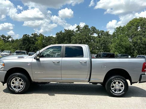 Used 2024 RAM 2500 Laramie AWD/4WD image 12