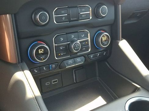 Certified 2023 Chevrolet Suburban High Country w/ Max Trailering Package AWD/4WD image 17