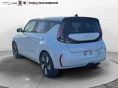 Certified 2024 Kia Soul GT-Line image 4
