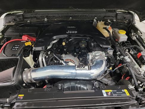 Used 2021 Jeep Wrangler Rubicon image 25