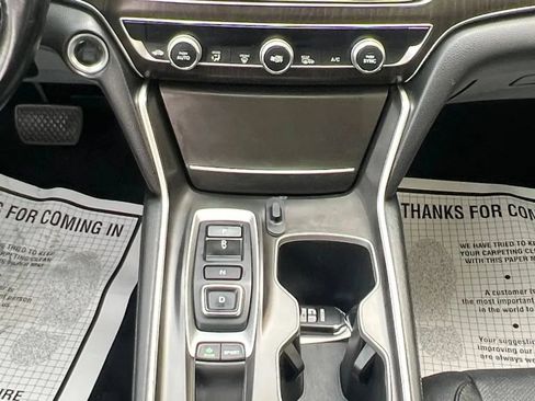 Used 2020 Honda Accord EX-L image 11