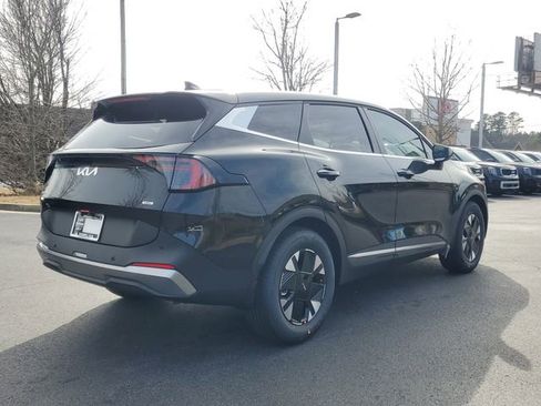 New 2026 Kia Sportage LX FWD image 4