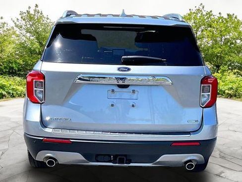 Used 2020 Ford Explorer Limited w/ Class III Trailer Tow Package image 4