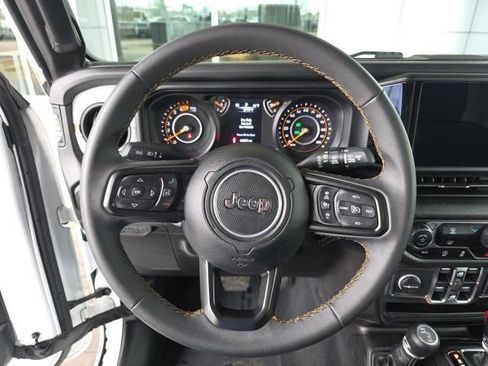 Used 2024 Jeep Wrangler Sport S image 23