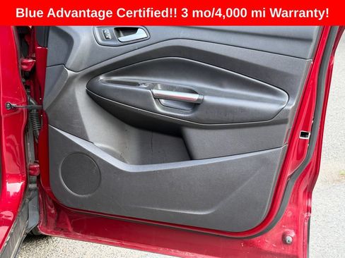 Used 2018 Ford Escape Titanium w/ Ford Safe & Smart Package AWD/4WD image 19
