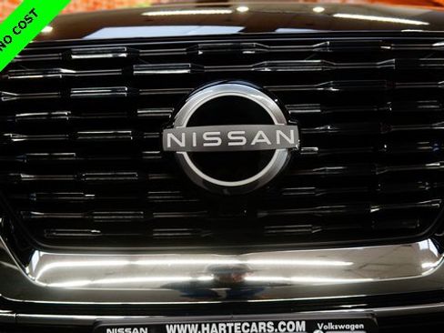 Used 2022 Nissan Rogue SV image 68