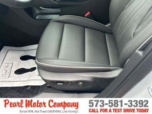 New 2026 Buick Envision Avenir image 10