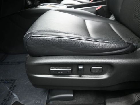 Used 2023 Honda Ridgeline RTL-E image 12
