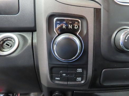 Used 2018 RAM 1500 Express w/ Express Value Package image 38