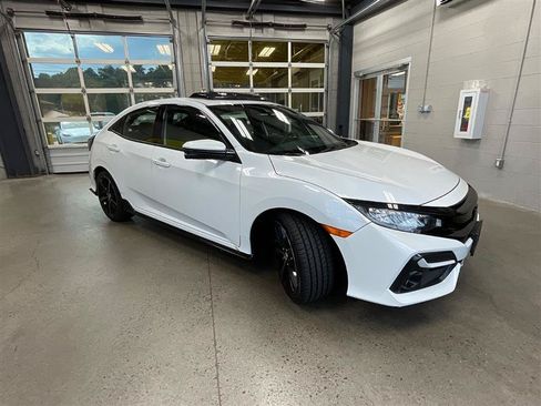 Used 2021 Honda Civic Sport Touring image 7