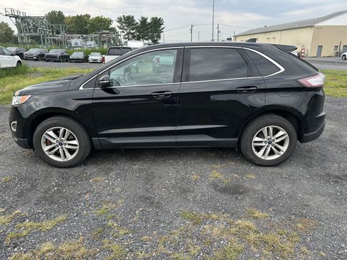 Used 2018 Ford Edge SEL w/ Equipment Group 201A AWD/4WD image 5
