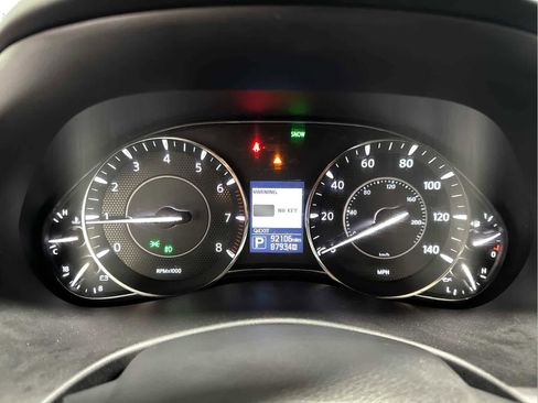 Used 2020 Nissan Armada Platinum w/ Captain's Chairs Package image 16