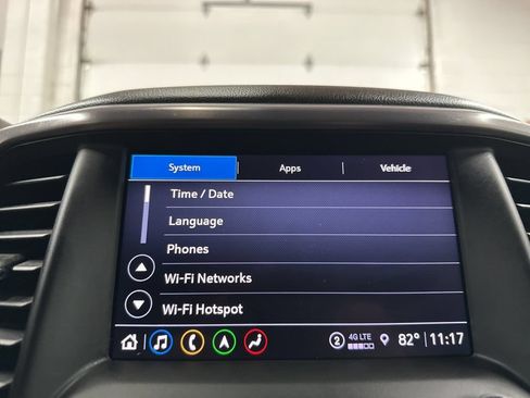 Used 2023 GMC Acadia AT4 w/ Preferred Package AWD/4WD image 29