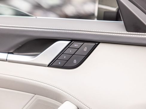 Certified 2024 Porsche 911 Carrera RWD image 38