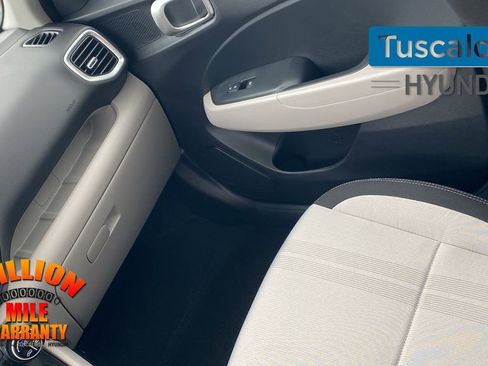 New 2026 Hyundai Venue SEL image 29