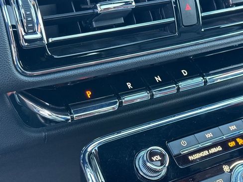 Used 2024 Lincoln Navigator Reserve image 31