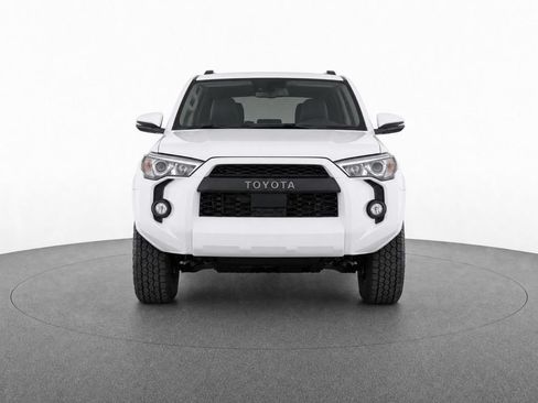 Used 2023 Toyota 4Runner SR5 Premium w/ Moonroof Package AWD/4WD image 7